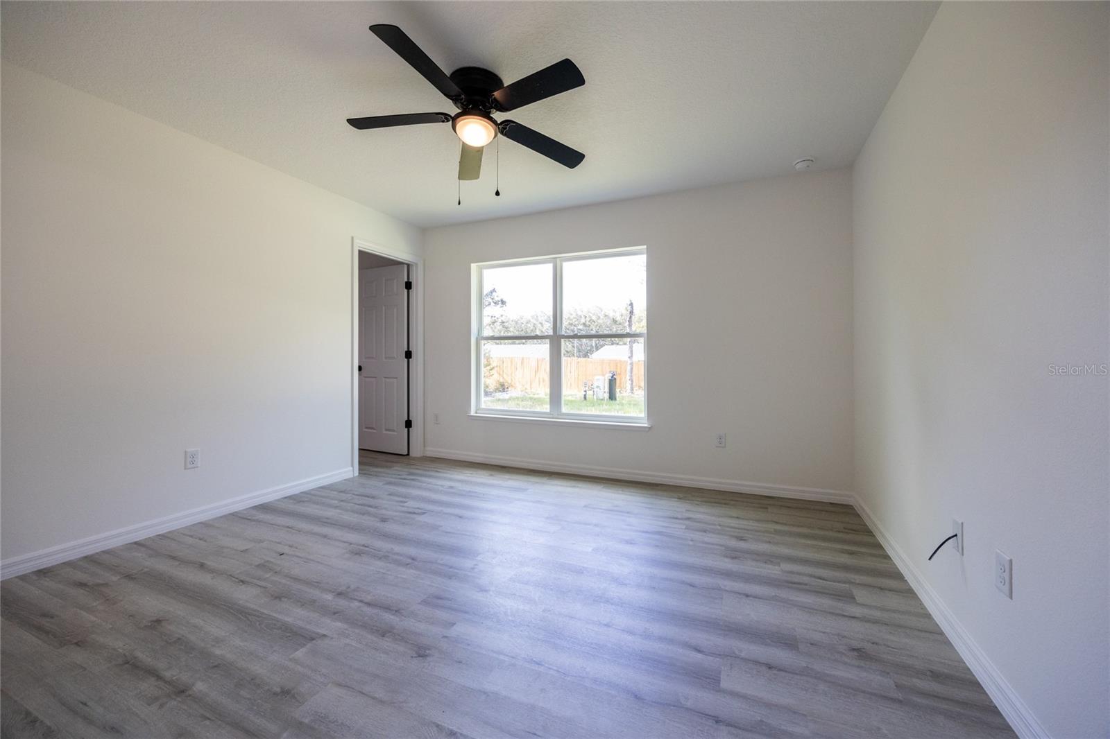 61 FISHER WAY CRSE, OCKLAWAHA, FL, 32179