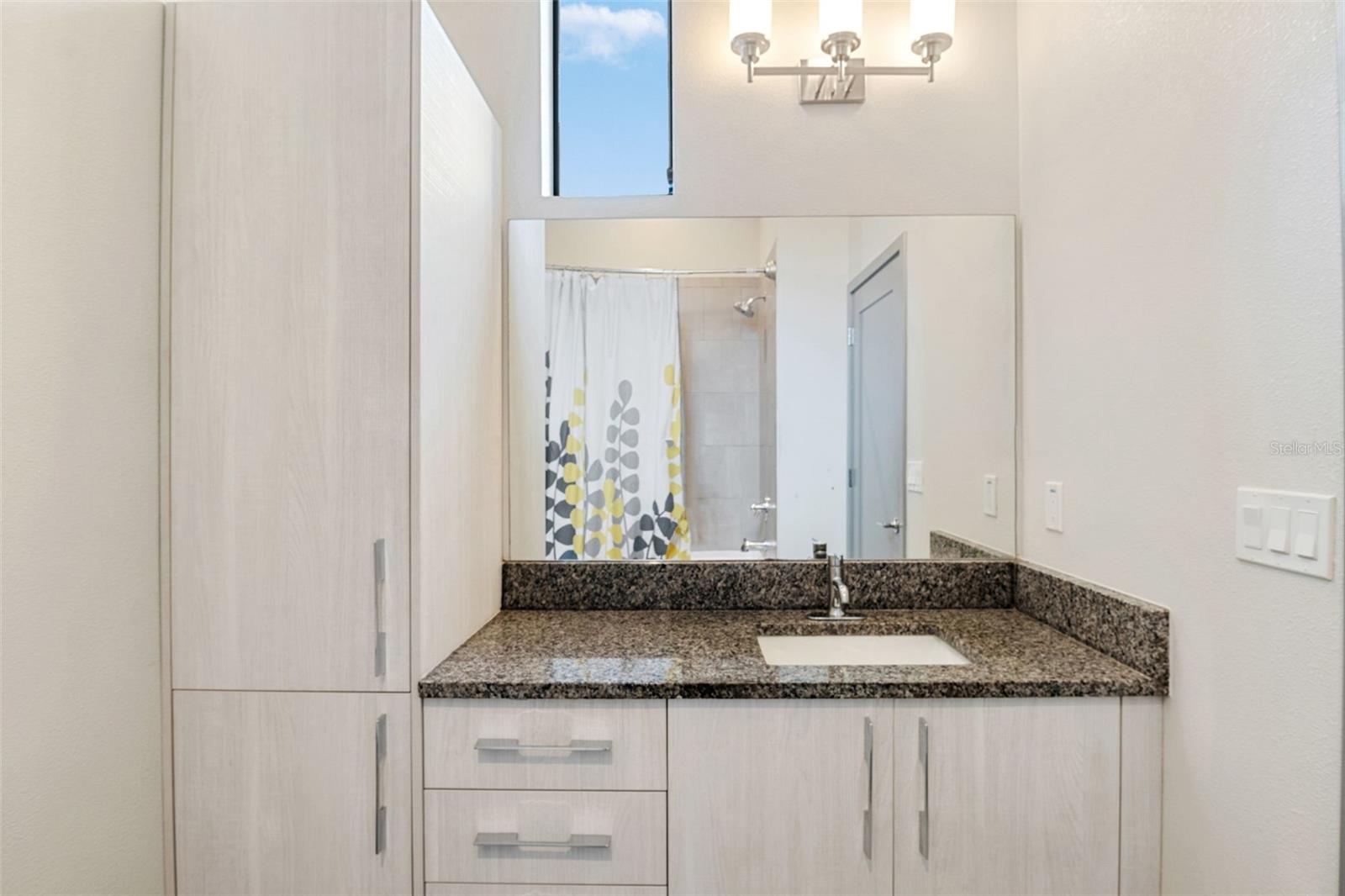 4810 W MCELROY AVE #4, TAMPA, FL, 33611