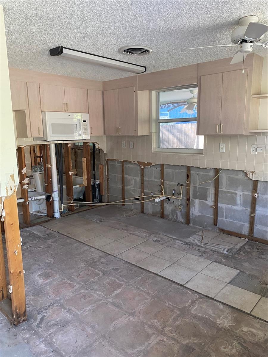 109 COLONIA LN W, NOKOMIS, FL, 34275