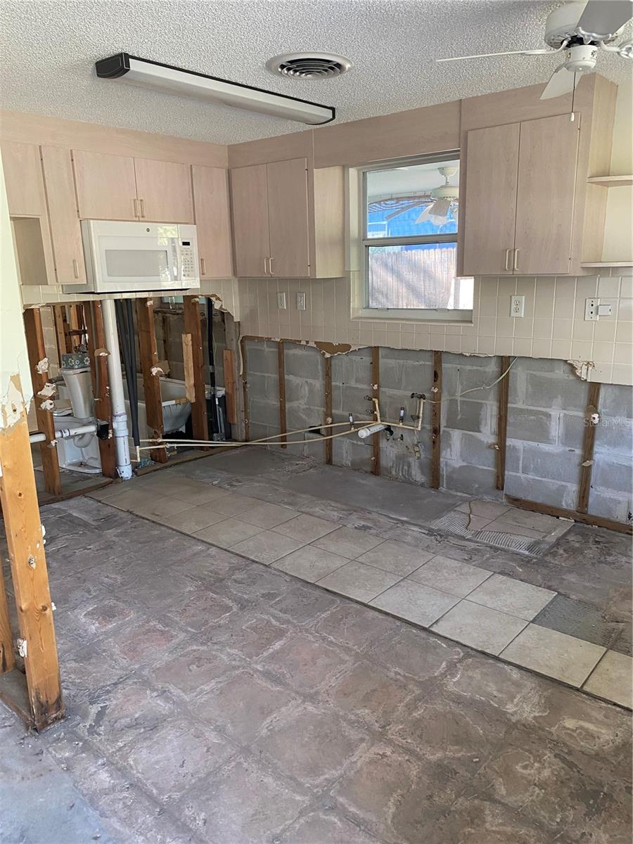 109 COLONIA LN W, NOKOMIS, FL, 34275