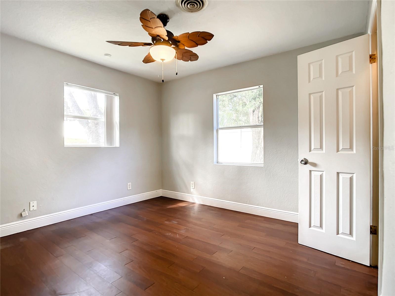 654 WARNER ST, GROVELAND, FL, 34736