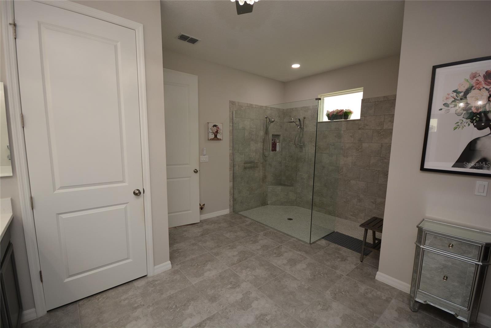 1120 LAKESIDE ESTATES DR, APOPKA, FL, 32703