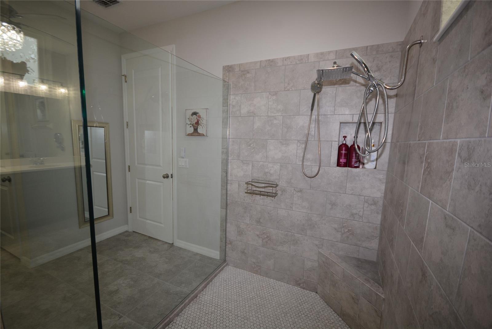 1120 LAKESIDE ESTATES DR, APOPKA, FL, 32703