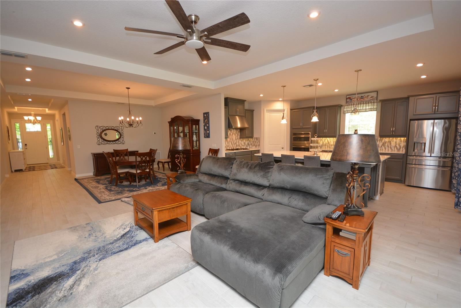 1120 LAKESIDE ESTATES DR, APOPKA, FL, 32703