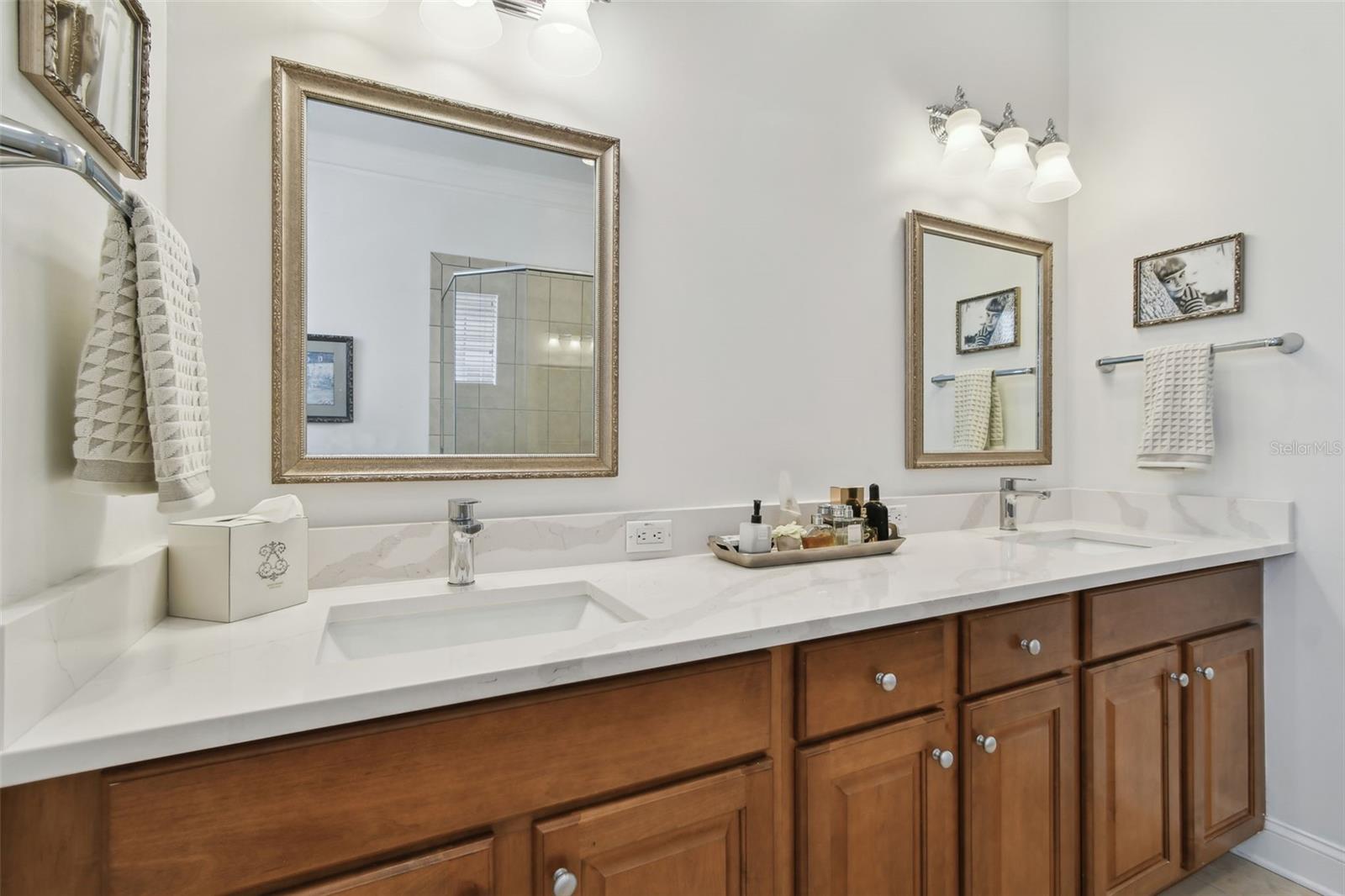 471 GILMAN CT N, ST PETERSBURG, FL, 33716