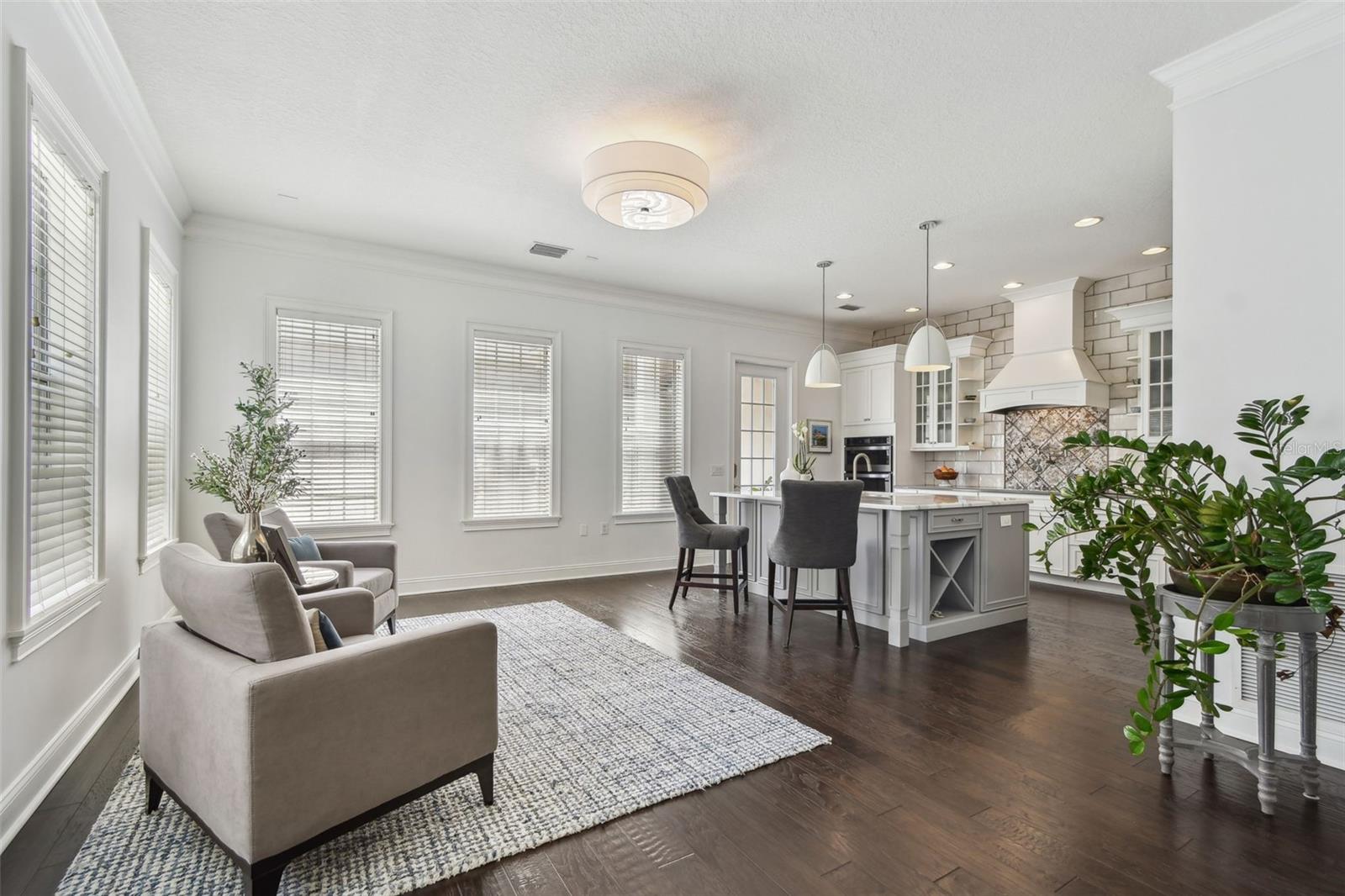 471 GILMAN CT N, ST PETERSBURG, FL, 33716