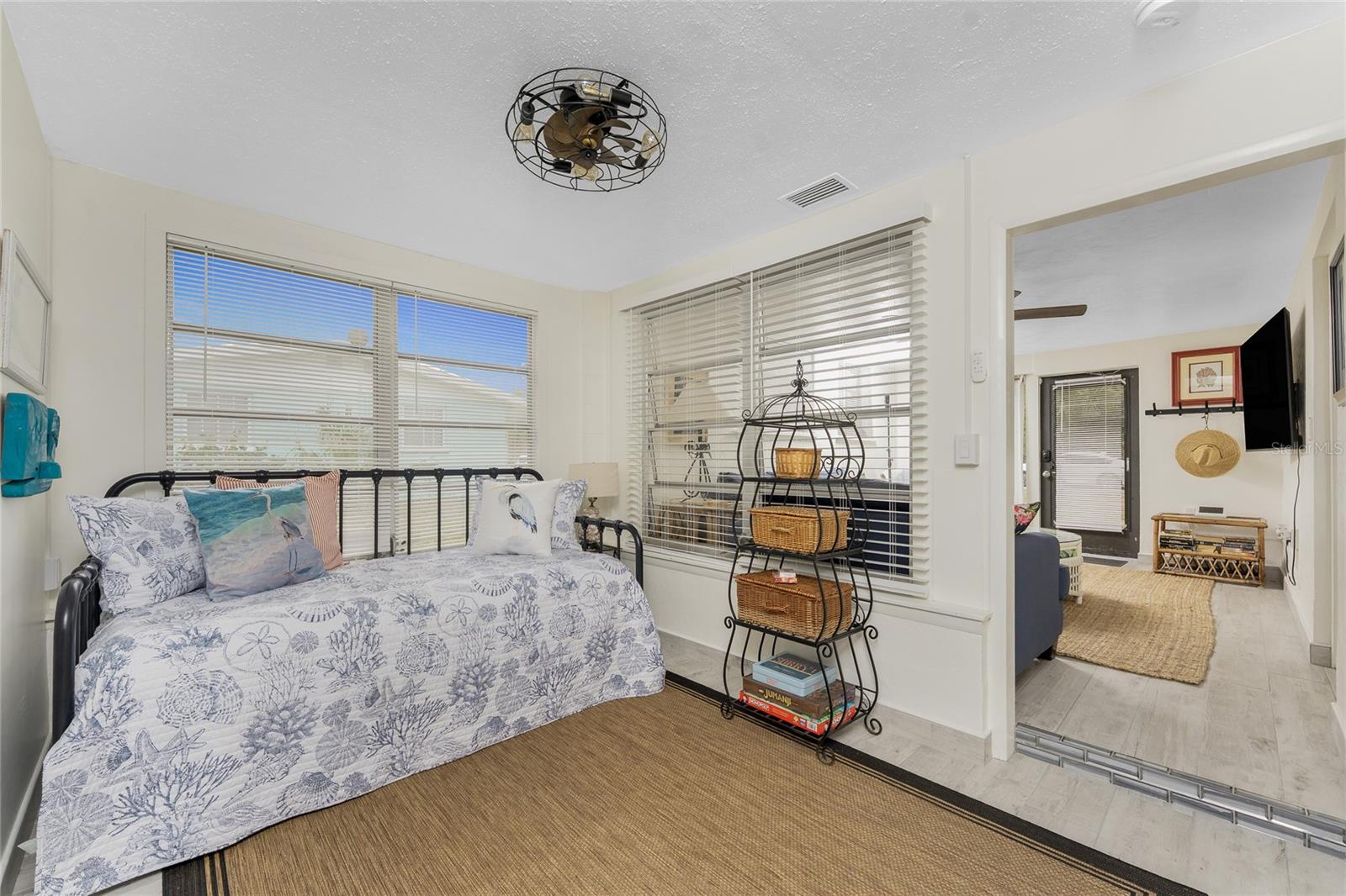 350 W COWLES ST, ENGLEWOOD, FL, 34223