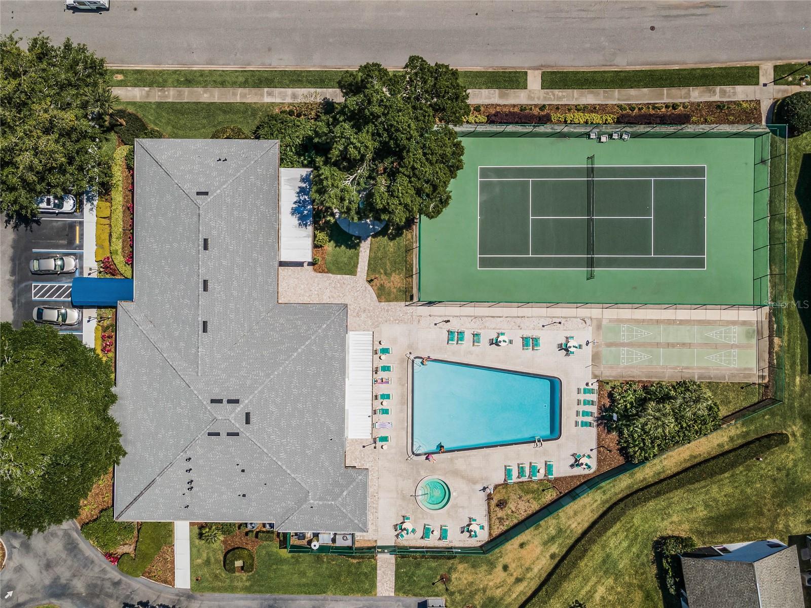 5813 PARKVIEW POINT DR, ORLANDO, FL, 32821