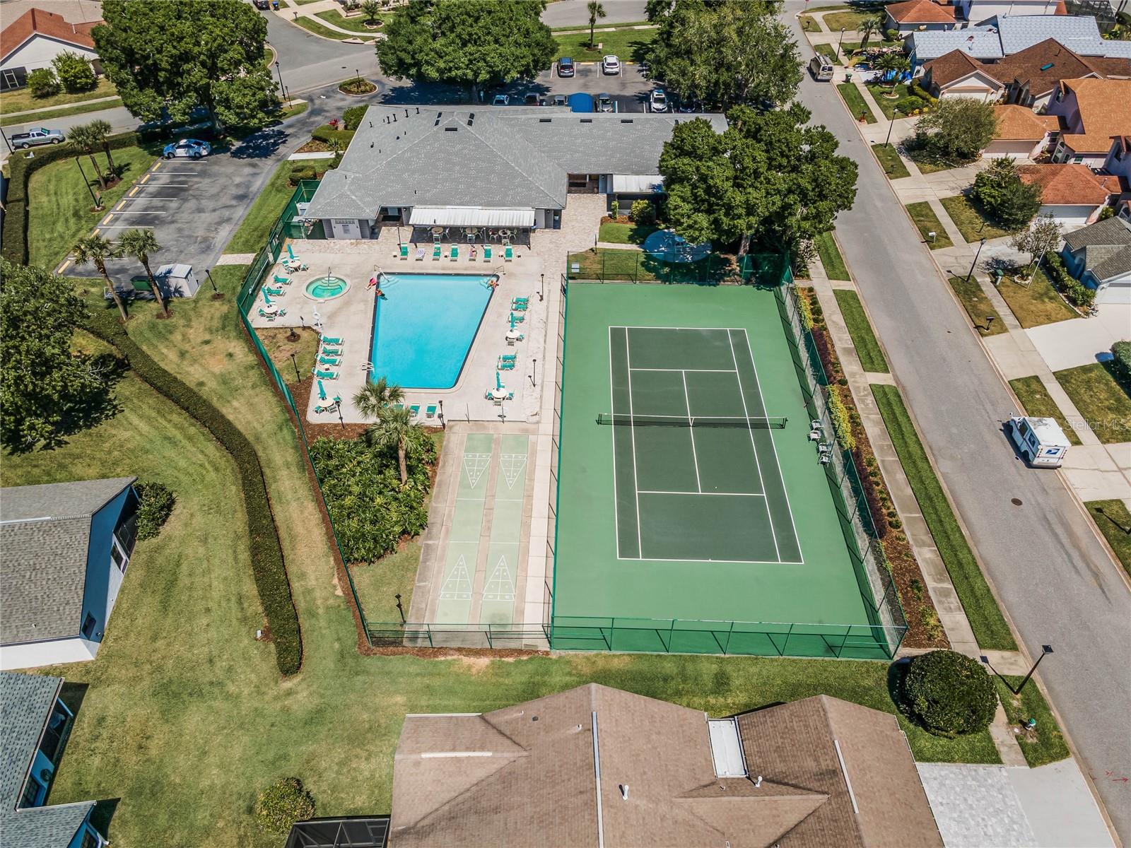 5813 PARKVIEW POINT DR, ORLANDO, FL, 32821