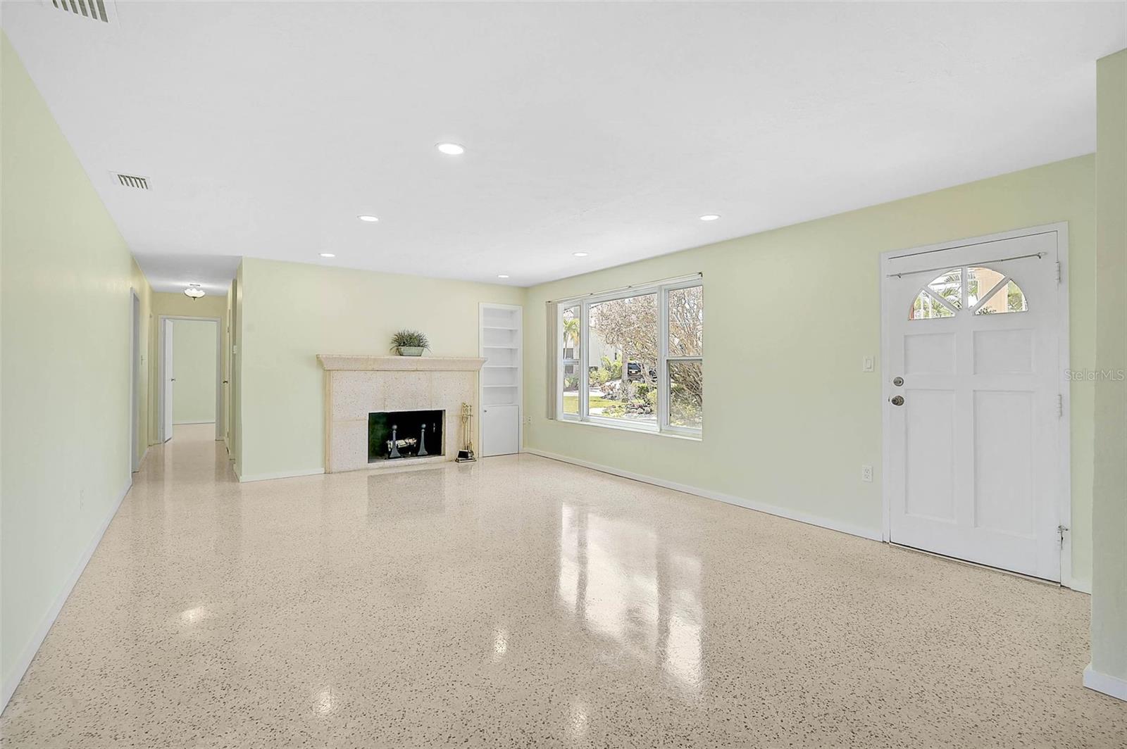 322 S WASHINGTON DR, SARASOTA, FL, 34236