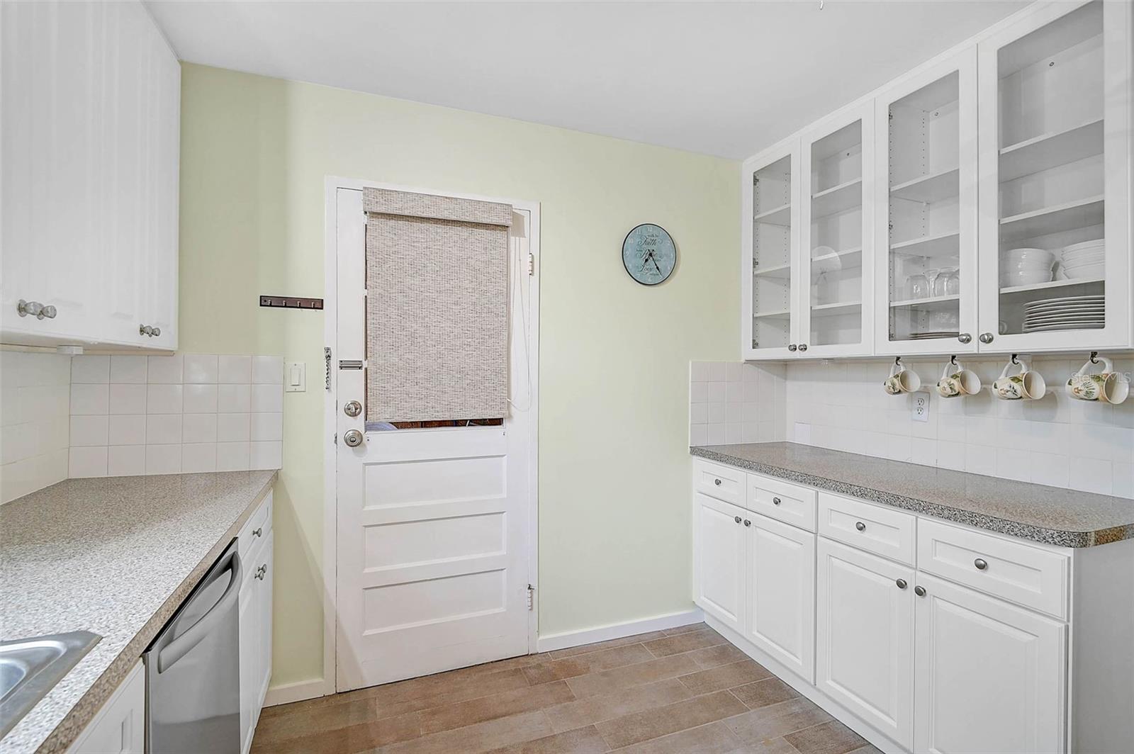 322 S WASHINGTON DR, SARASOTA, FL, 34236