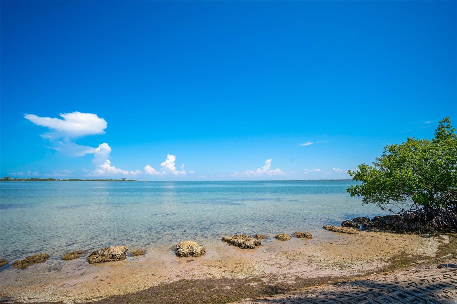 322 S WASHINGTON DR, SARASOTA, FL, 34236