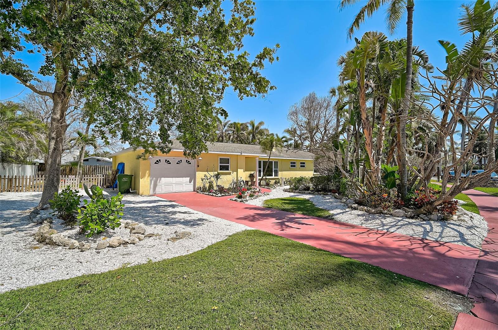 322 S WASHINGTON DR, SARASOTA, FL, 34236