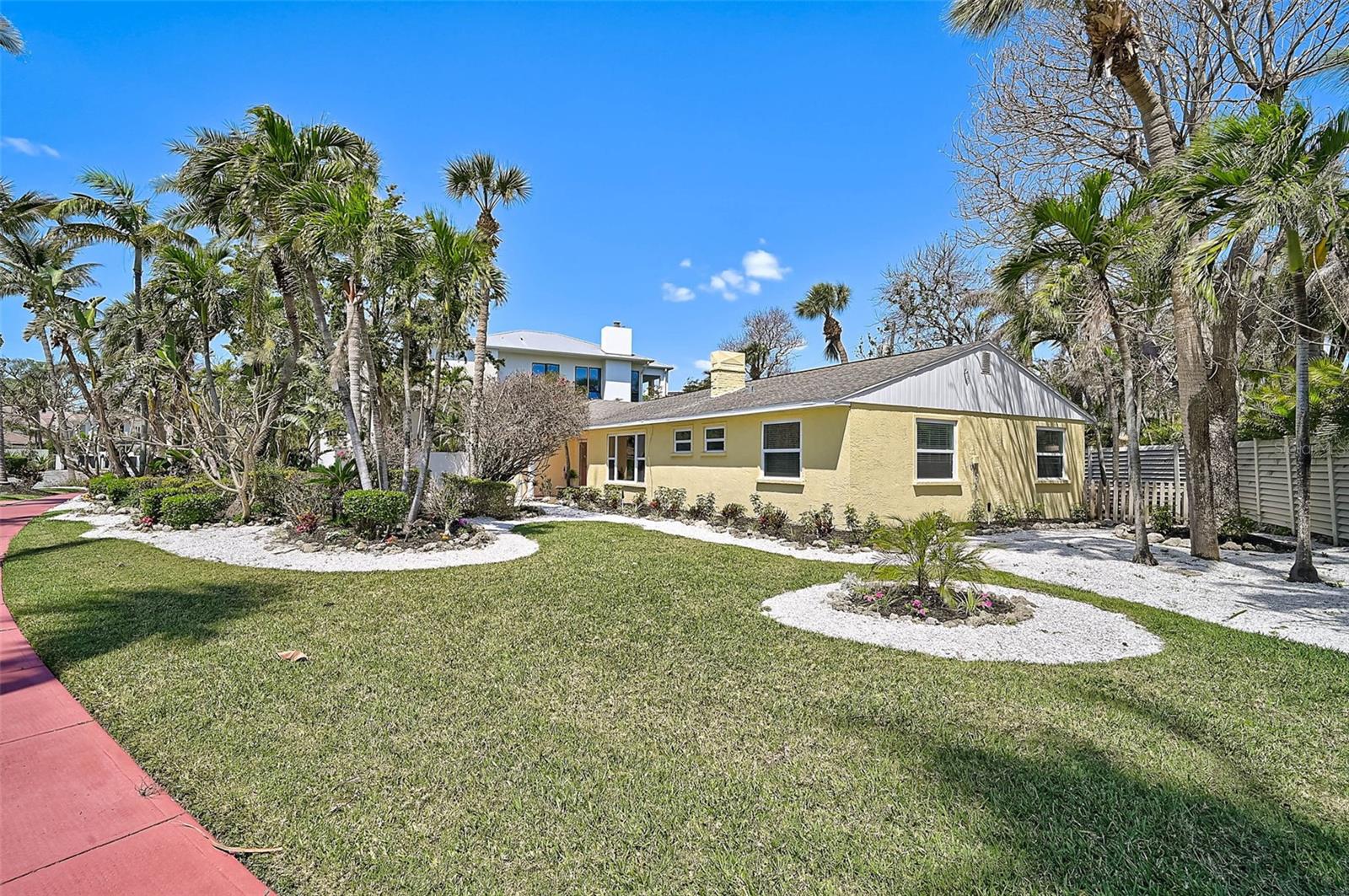 322 S WASHINGTON DR, SARASOTA, FL, 34236