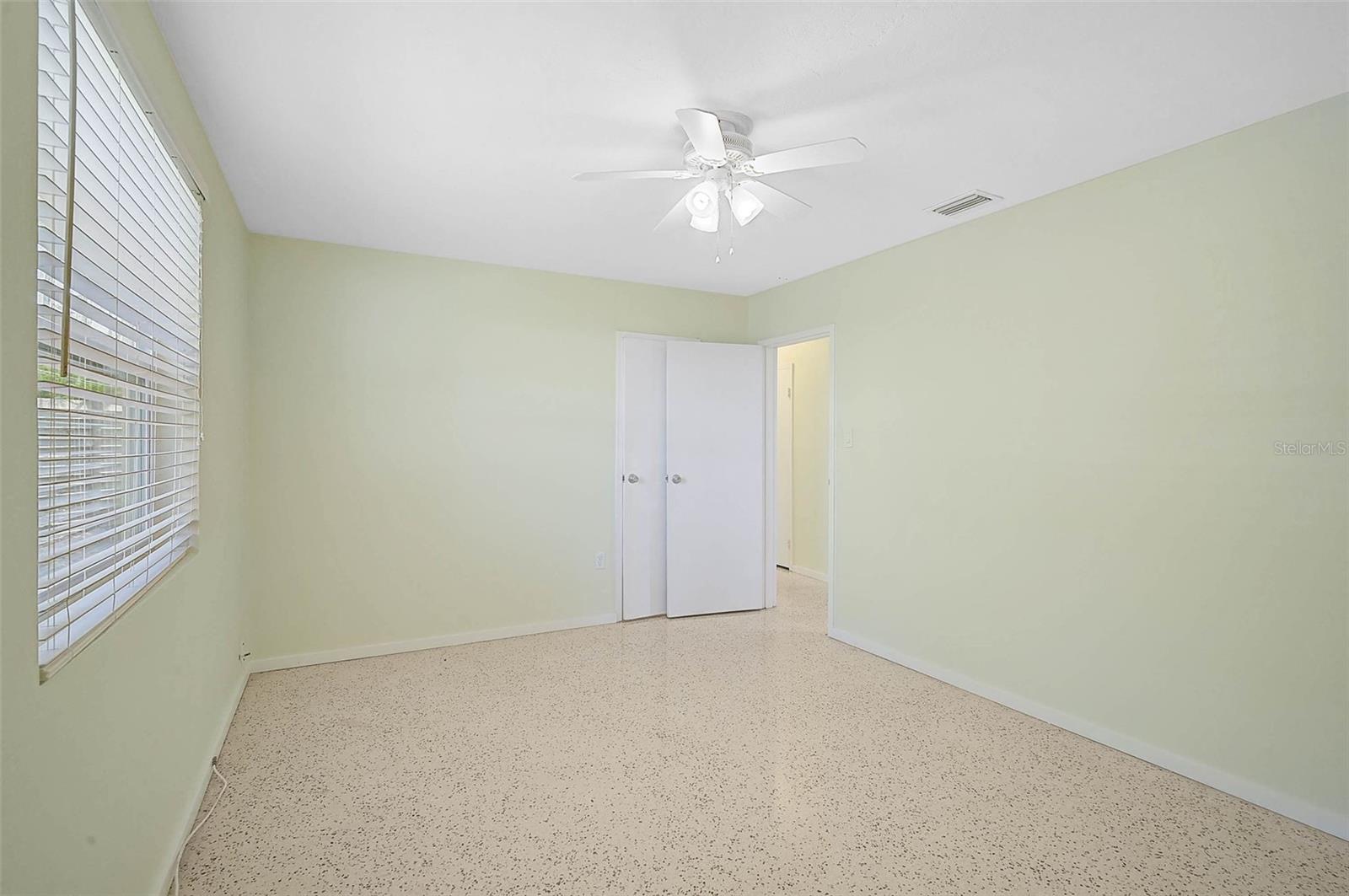 322 S WASHINGTON DR, SARASOTA, FL, 34236