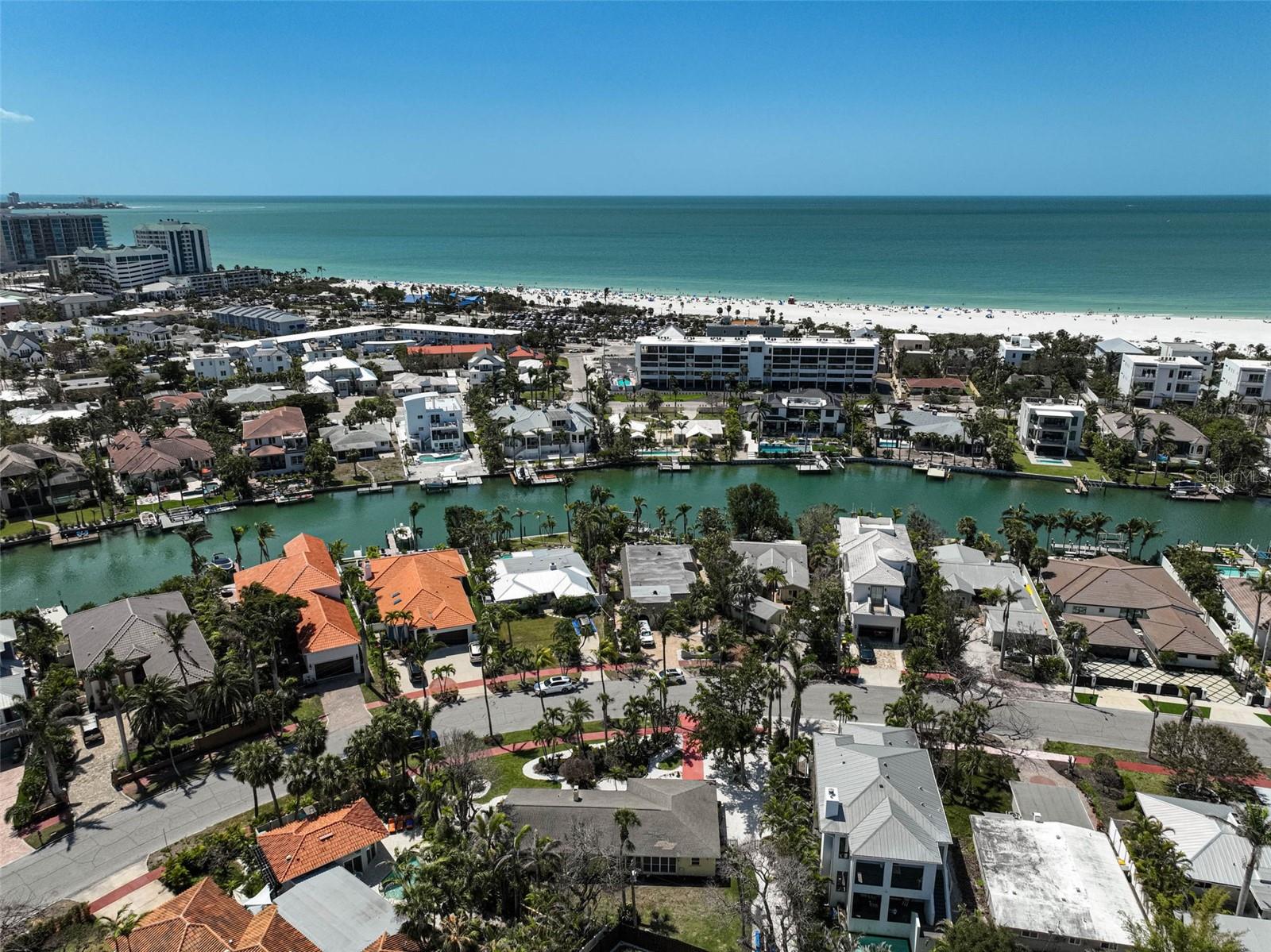 322 S WASHINGTON DR, SARASOTA, FL, 34236