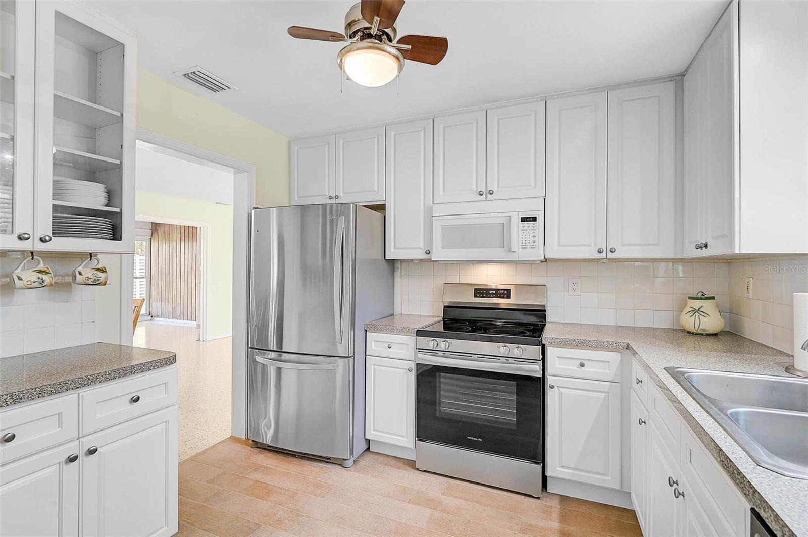 322 S WASHINGTON DR, SARASOTA, FL, 34236