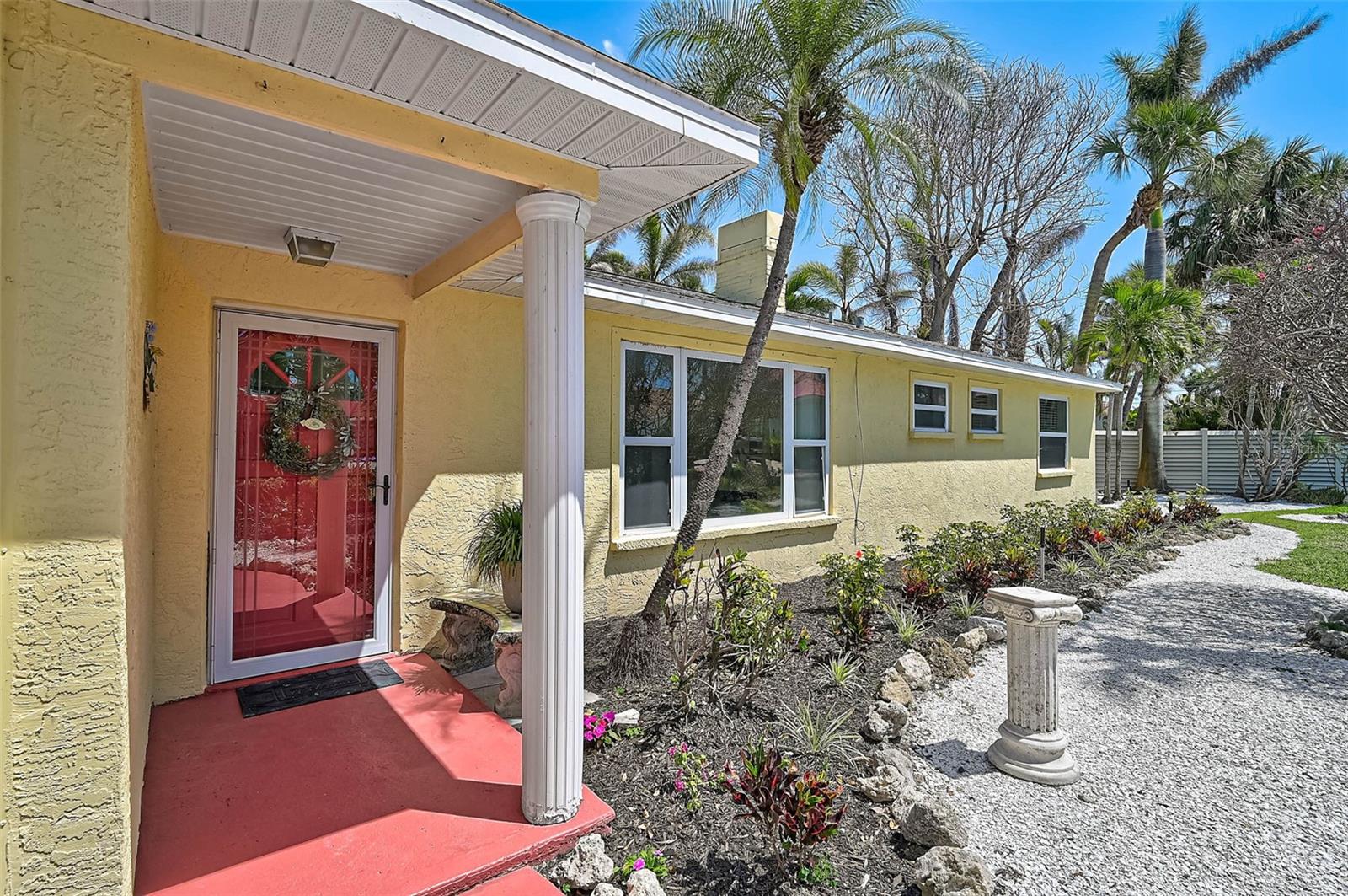 322 S WASHINGTON DR, SARASOTA, FL, 34236