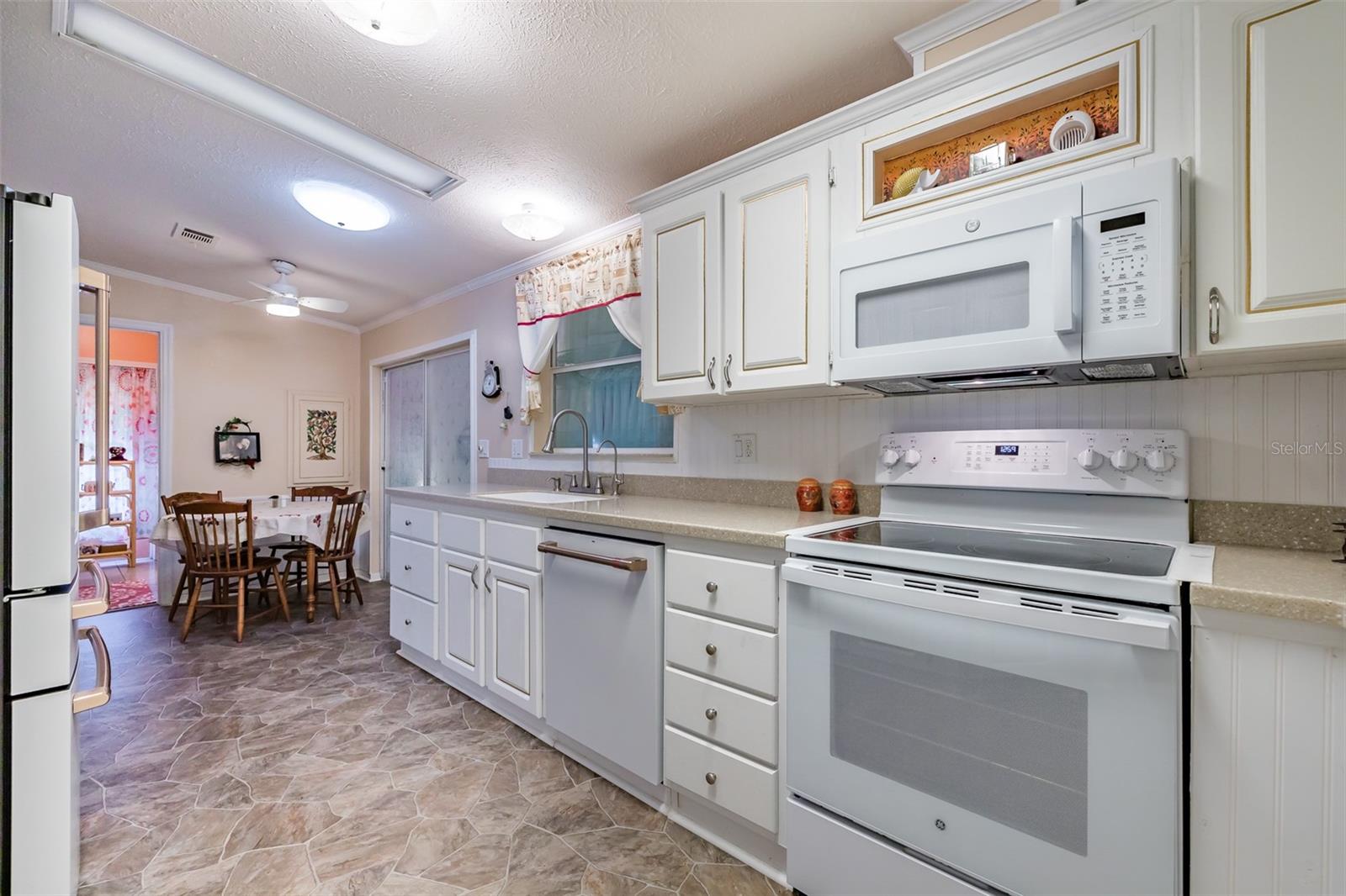 37539 LANDIS AVE, ZEPHYRHILLS, FL, 33541