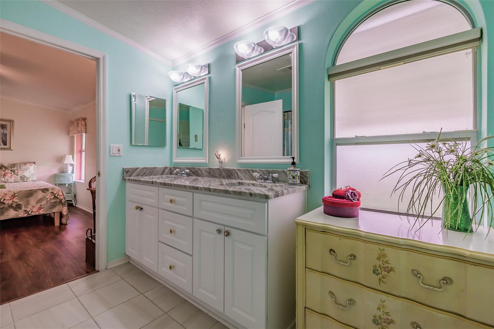 37539 LANDIS AVE, ZEPHYRHILLS, FL, 33541