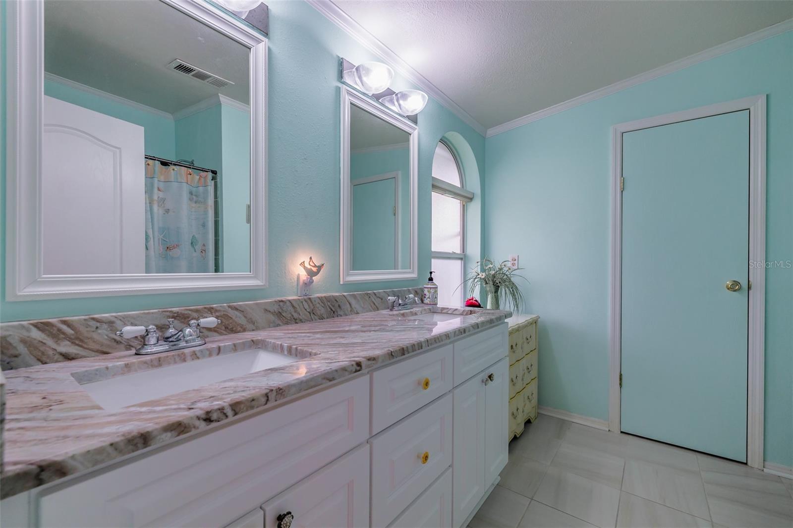 37539 LANDIS AVE, ZEPHYRHILLS, FL, 33541