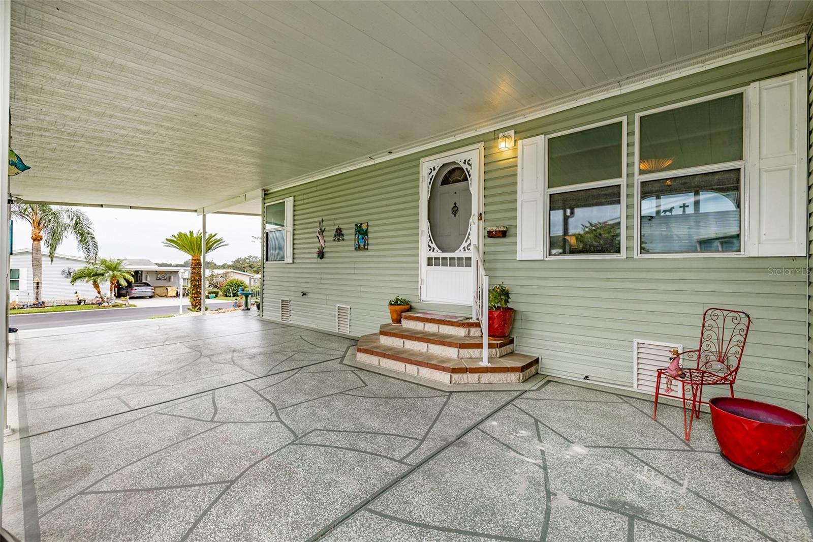 37539 LANDIS AVE, ZEPHYRHILLS, FL, 33541