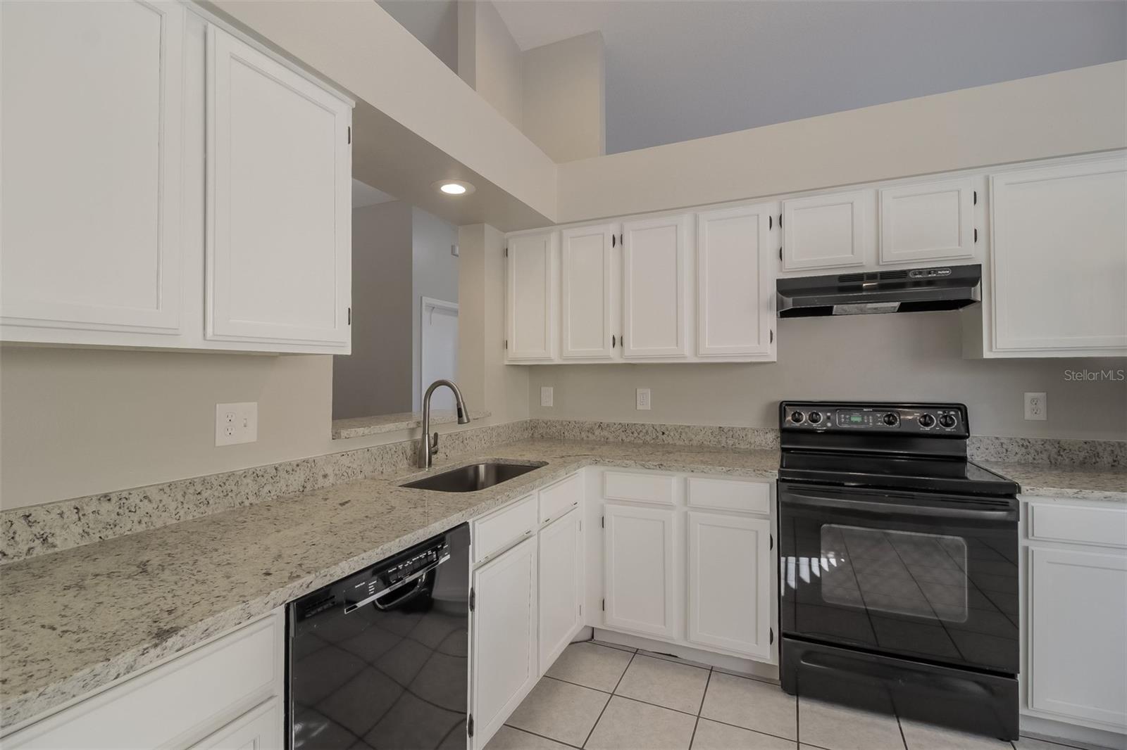 598 QUEENSBRIDGE DR, LAKE MARY, FL, 32746