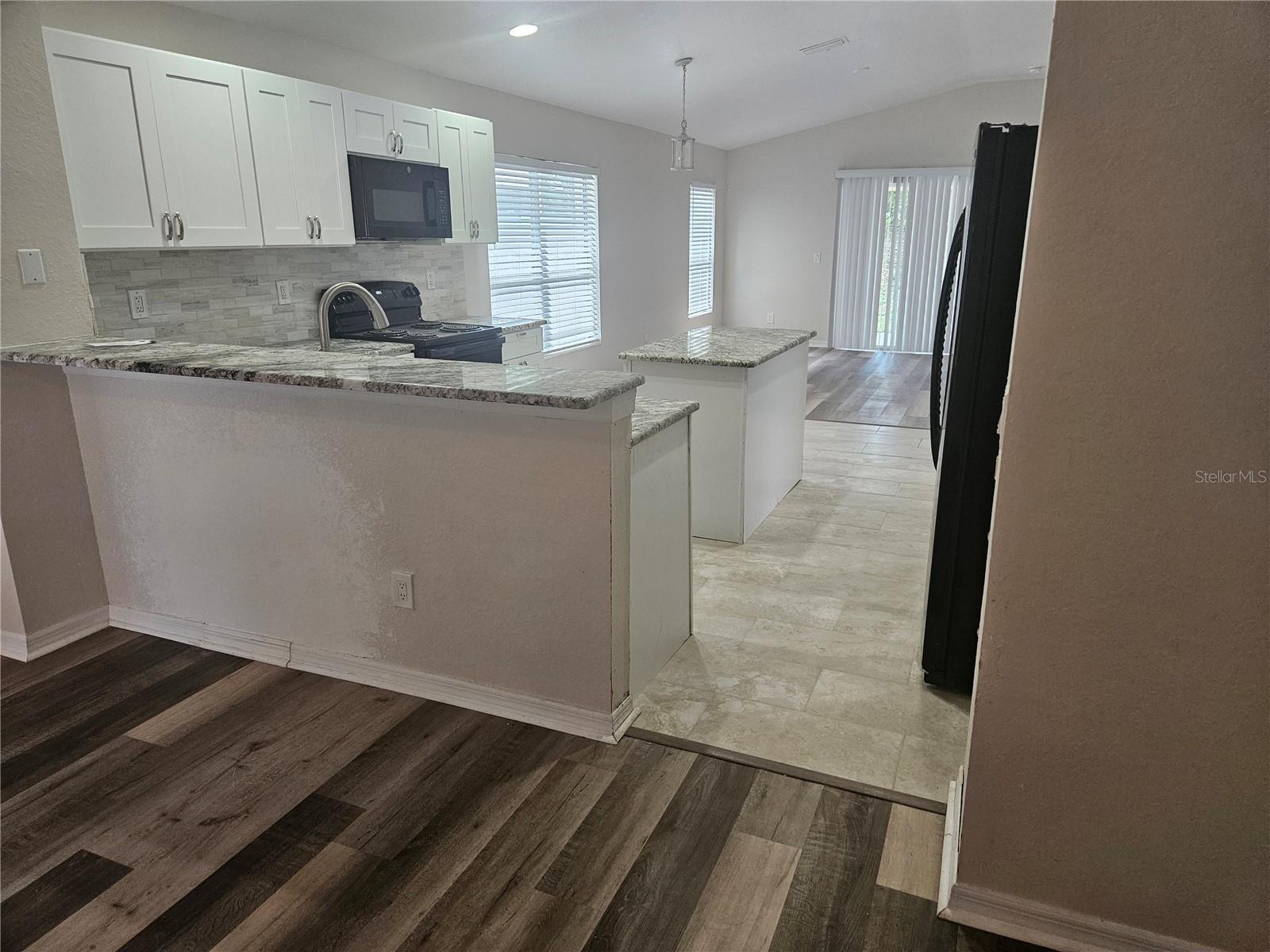 11573 HAMMOCKS GLADE DR, RIVERVIEW, FL, 33569