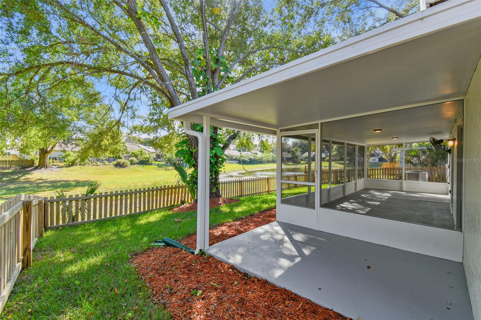 1604 COBBLER DR, LUTZ, FL, 33559