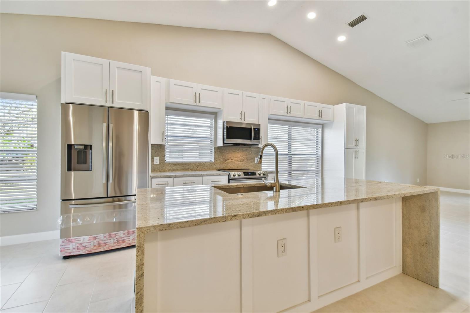 1604 COBBLER DR, LUTZ, FL, 33559