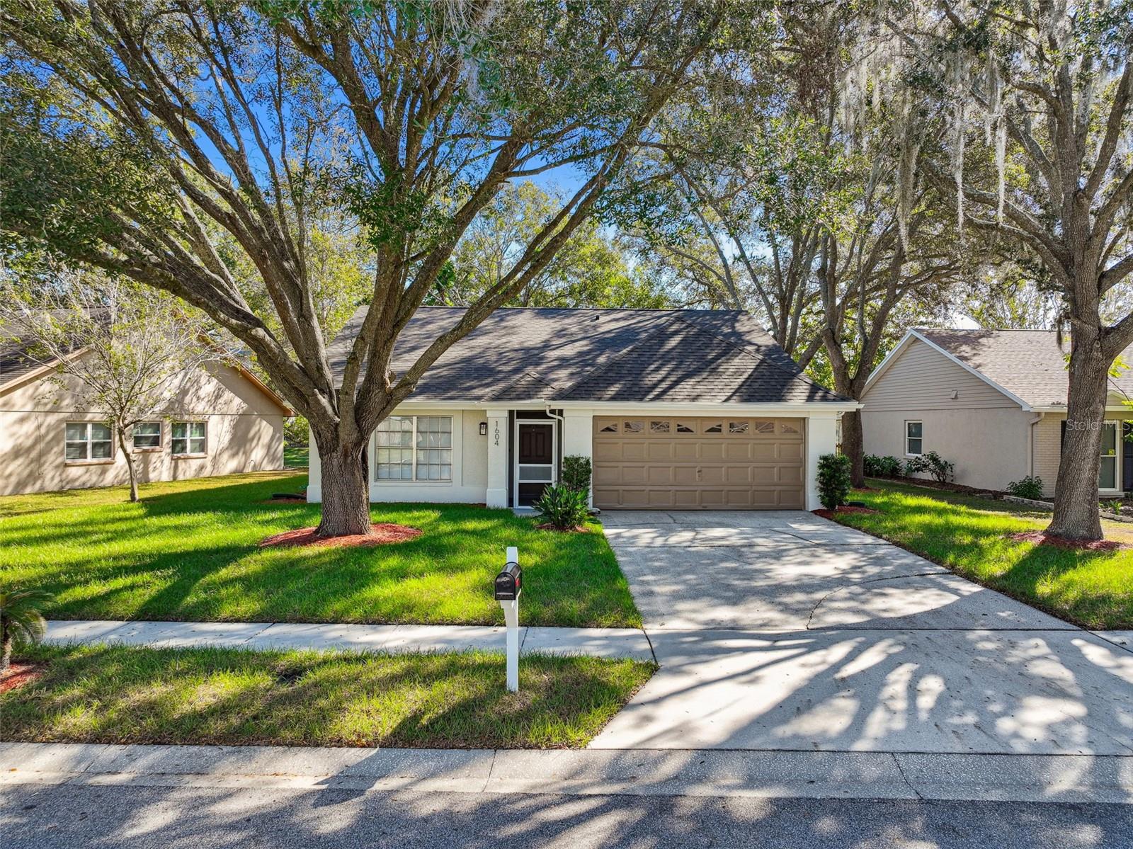 1604 COBBLER DR, LUTZ, FL, 33559