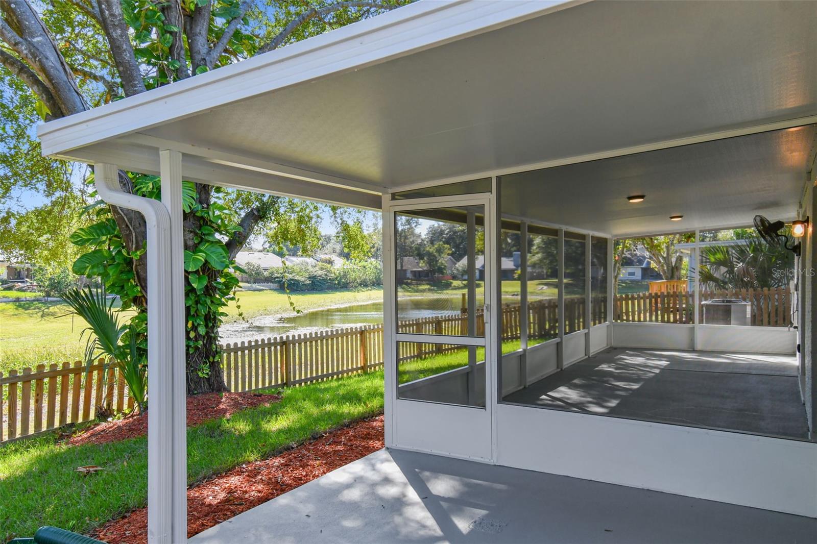 1604 COBBLER DR, LUTZ, FL, 33559