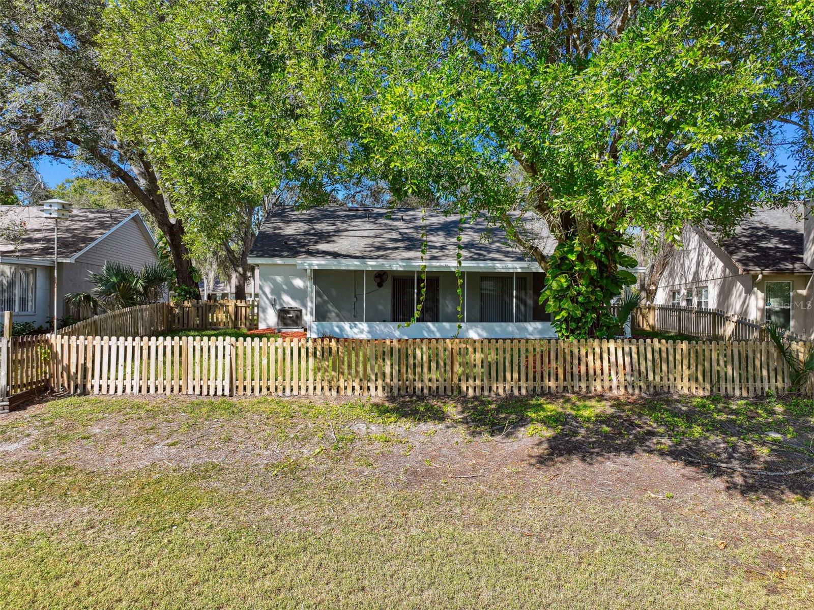 1604 COBBLER DR, LUTZ, FL, 33559