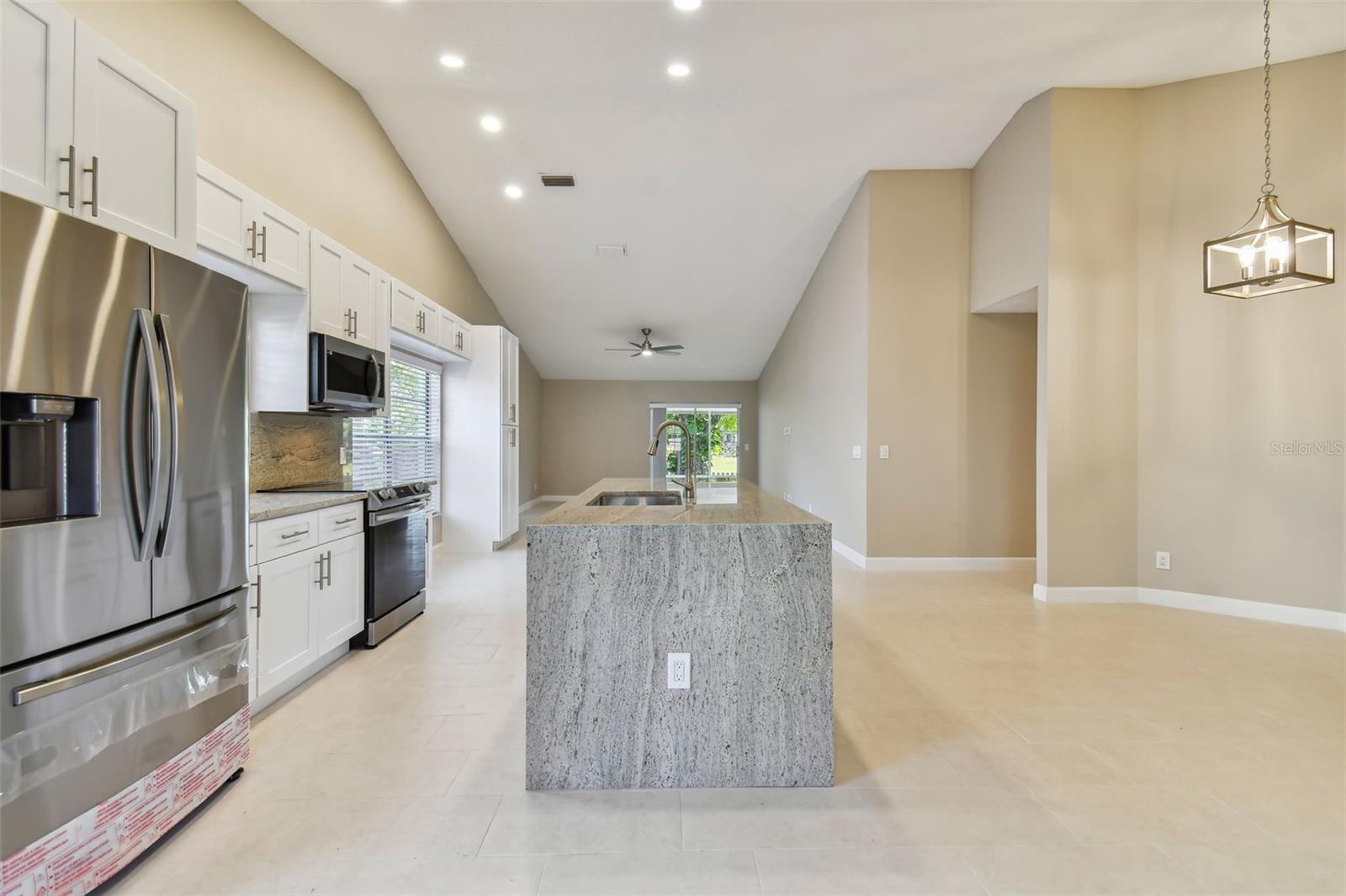 1604 COBBLER DR, LUTZ, FL, 33559