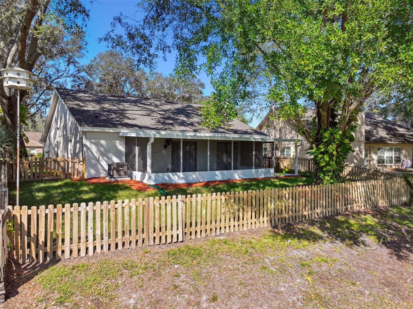 1604 COBBLER DR, LUTZ, FL, 33559