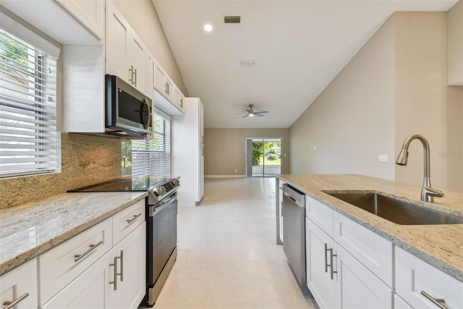 1604 COBBLER DR, LUTZ, FL, 33559