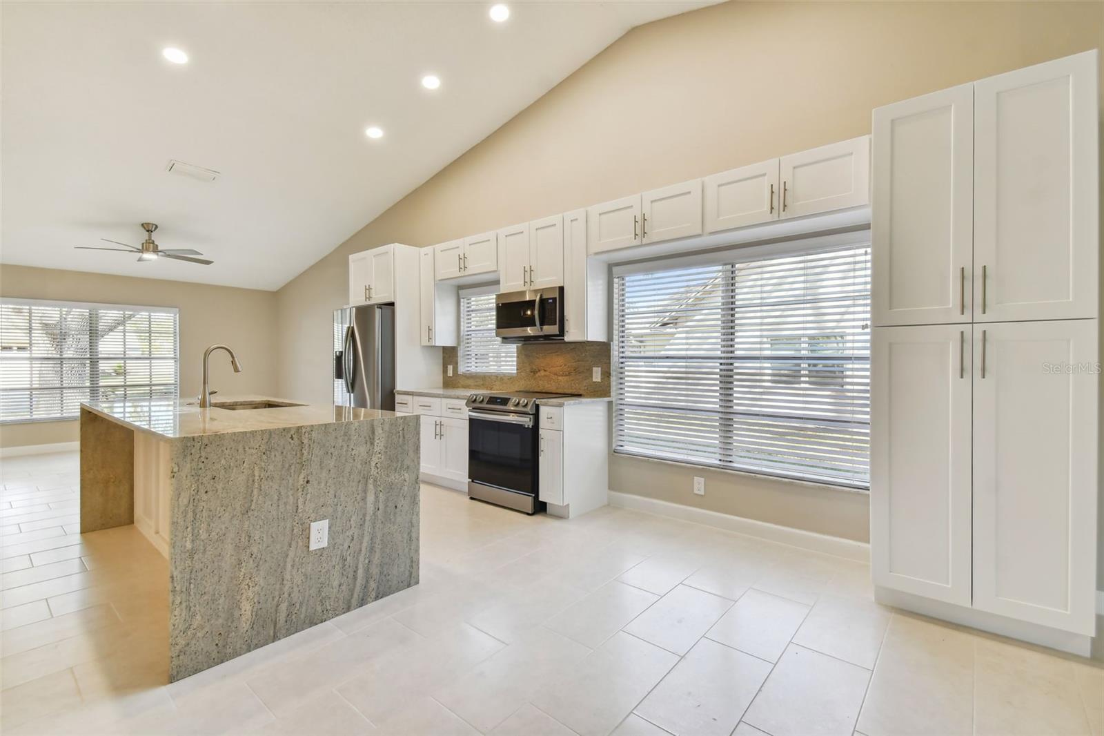 1604 COBBLER DR, LUTZ, FL, 33559