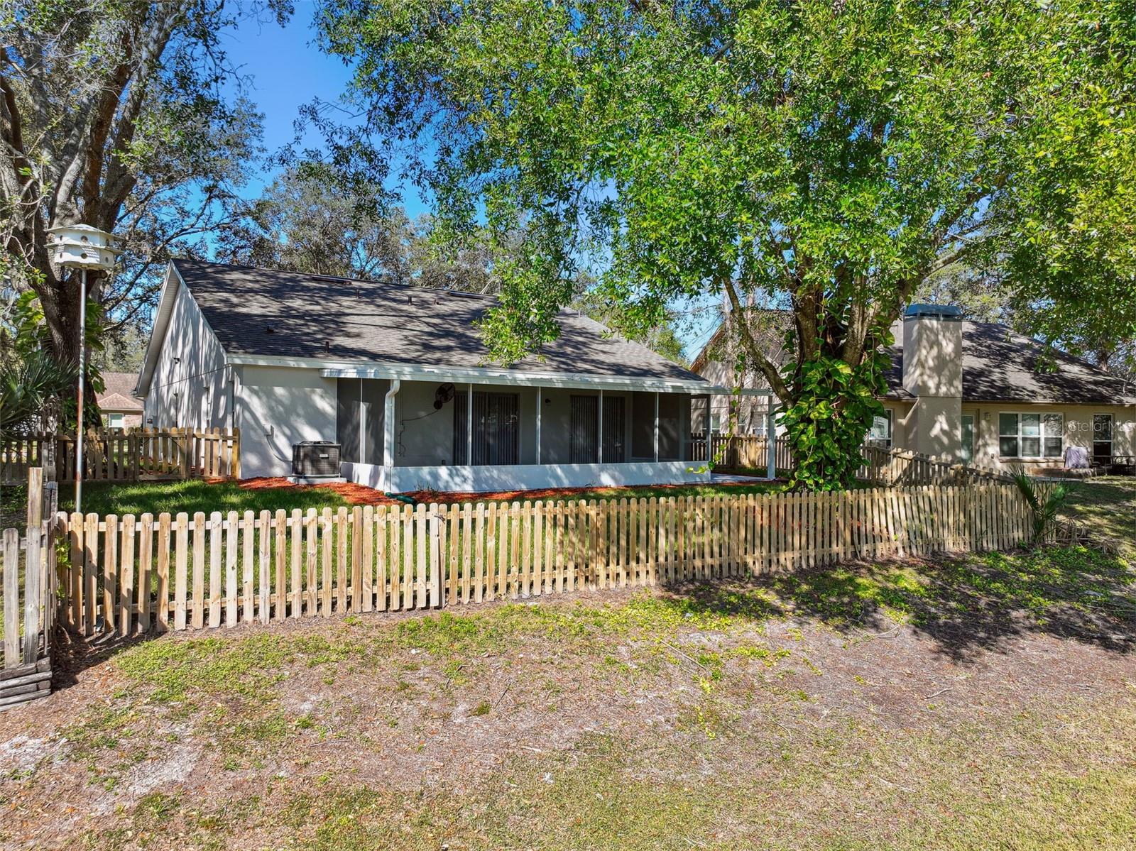 1604 COBBLER DR, LUTZ, FL, 33559