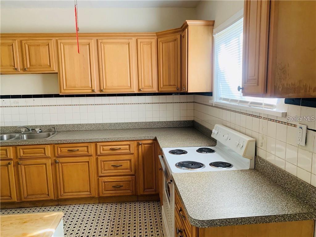 2800 DARTMOUTH AVE N, ST PETERSBURG, FL, 33713