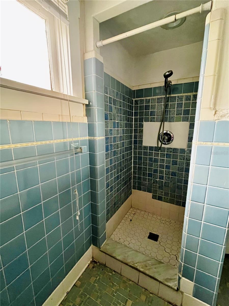 2800 DARTMOUTH AVE N, ST PETERSBURG, FL, 33713