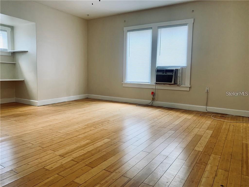 2800 DARTMOUTH AVE N, ST PETERSBURG, FL, 33713