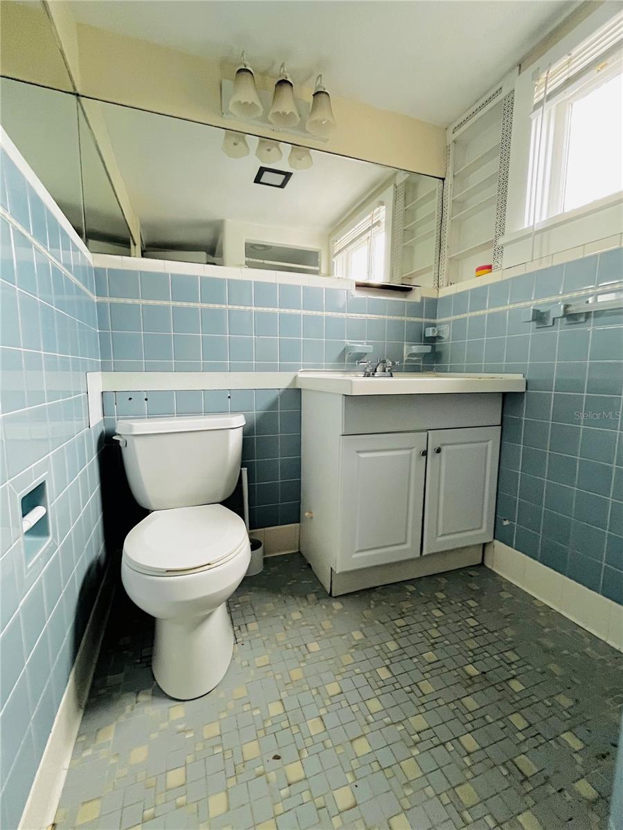 2800 DARTMOUTH AVE N, ST PETERSBURG, FL, 33713