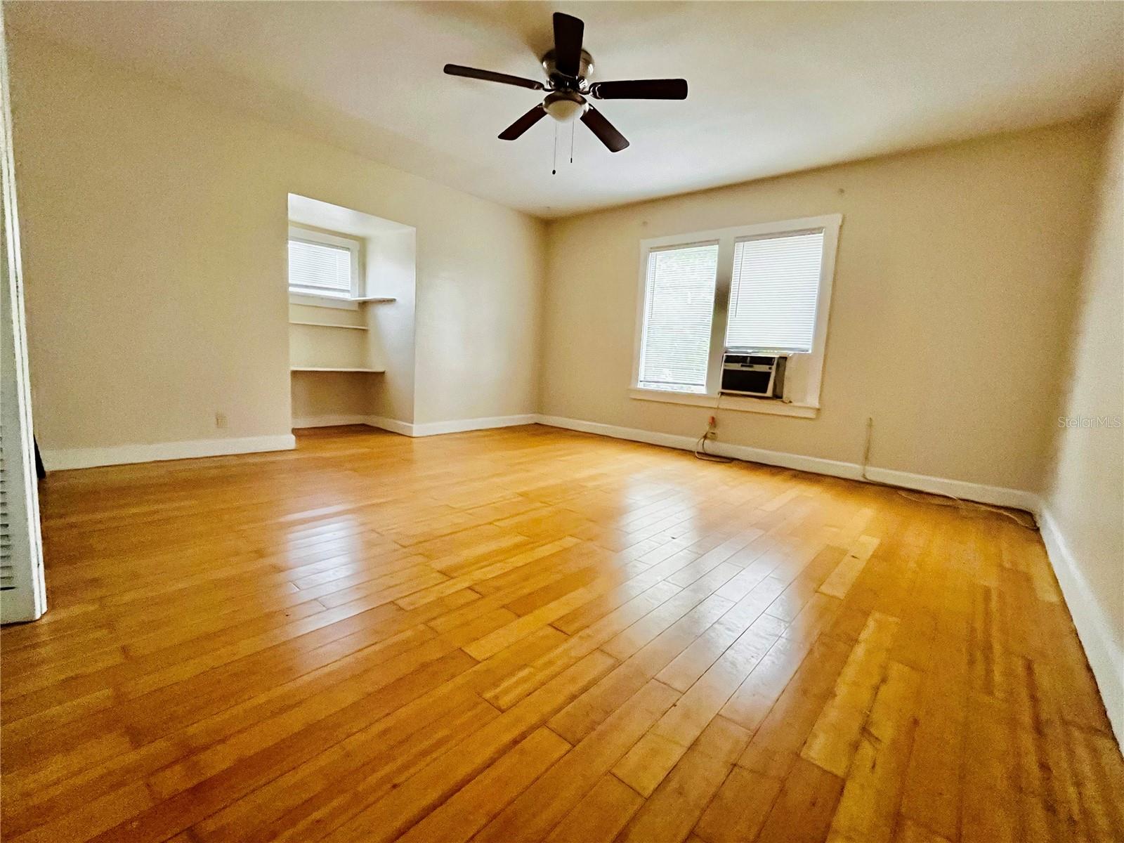 2800 DARTMOUTH AVE N, ST PETERSBURG, FL, 33713