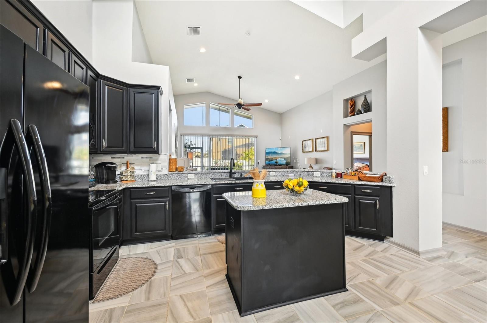 2517 YUKON CLIFF DR, RUSKIN, FL, 33570