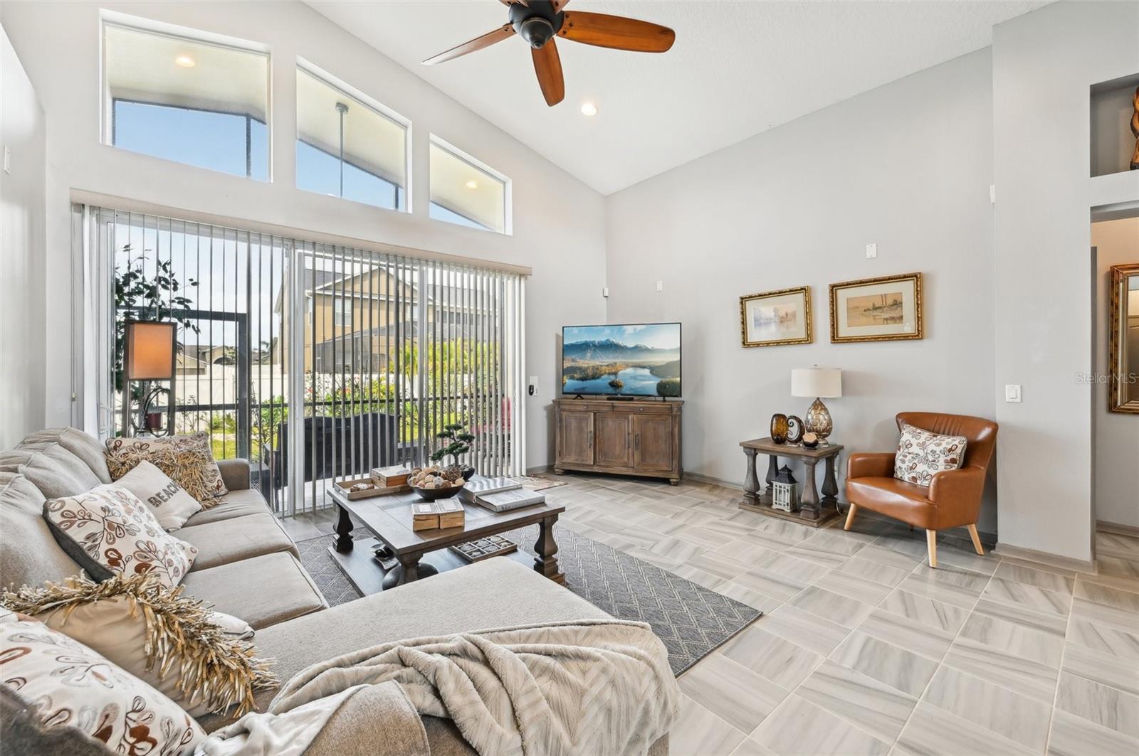 2517 YUKON CLIFF DR, RUSKIN, FL, 33570
