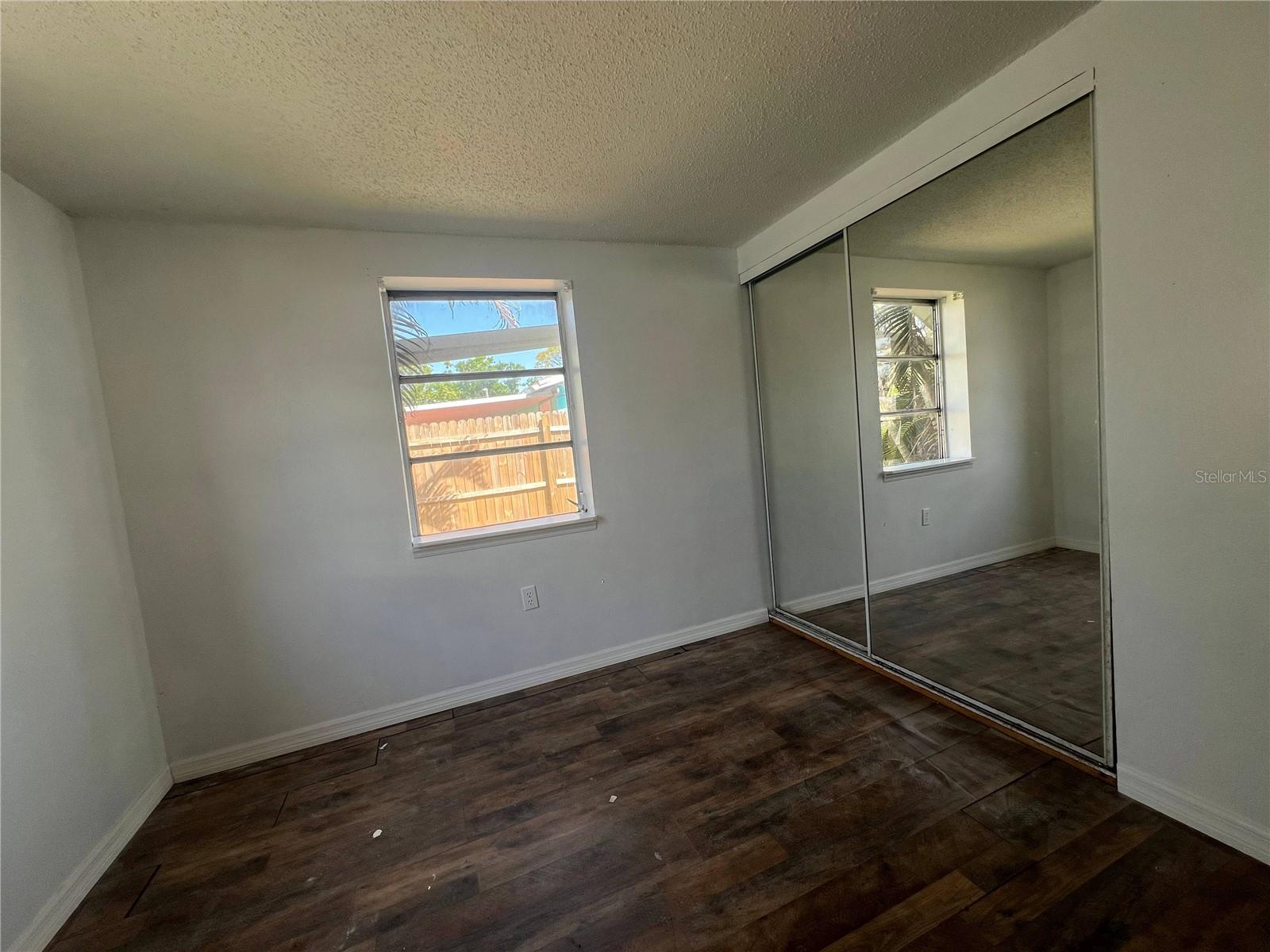 107 GROVE RD, VENICE, FL, 34293