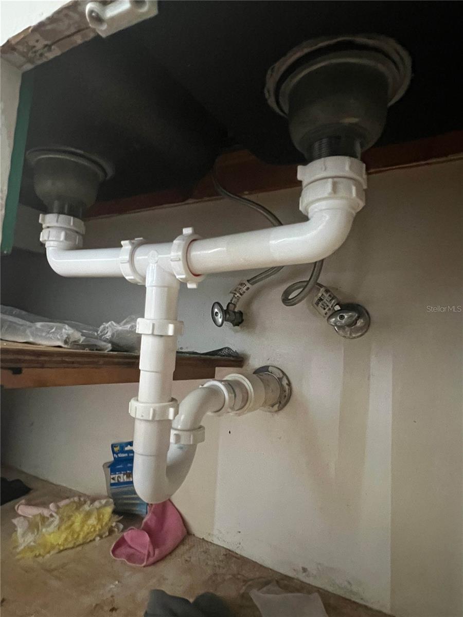 107 GROVE RD, VENICE, FL, 34293