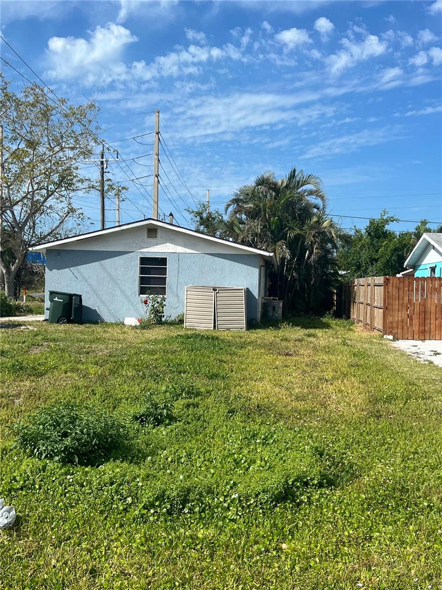 107 GROVE RD, VENICE, FL, 34293