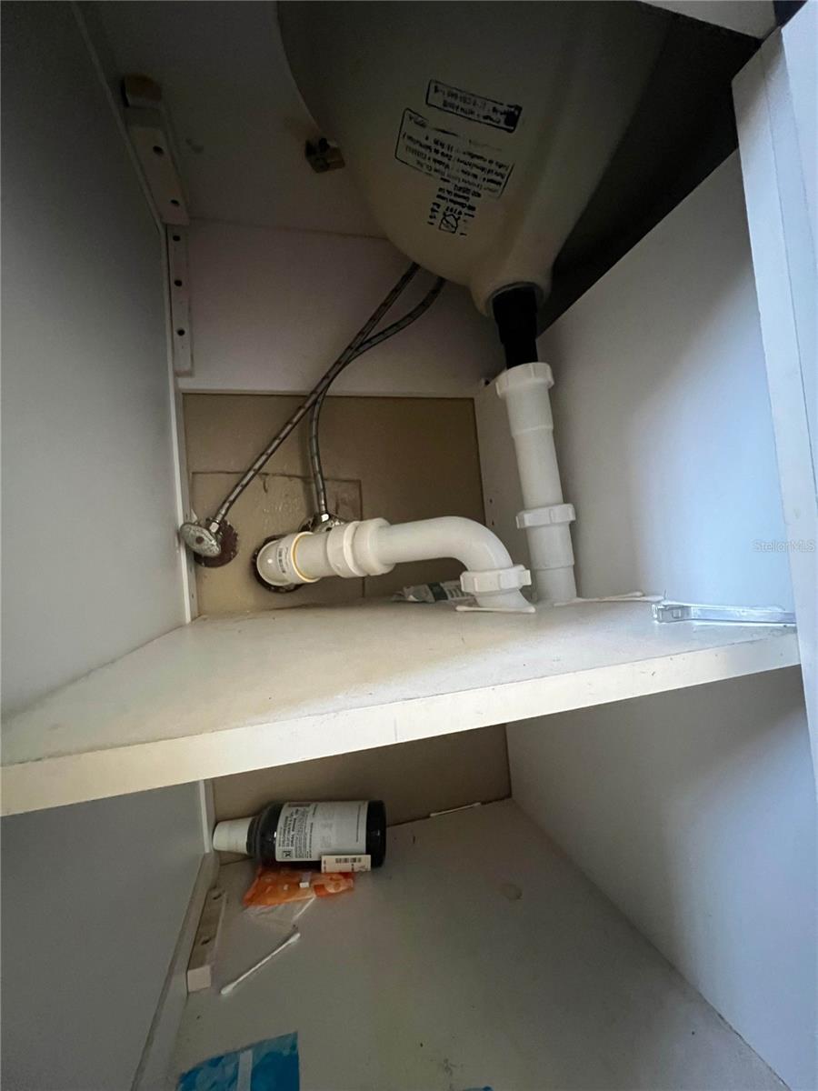 107 GROVE RD, VENICE, FL, 34293