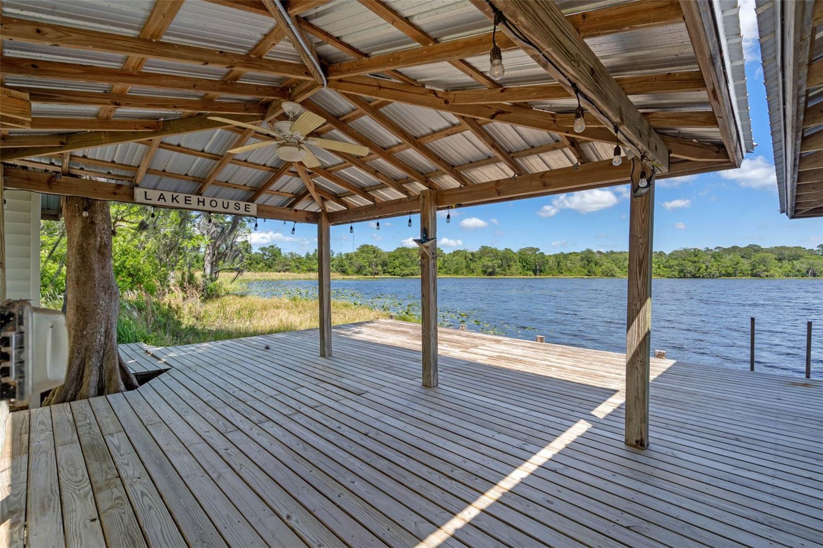 18618 LAKE PICKETT RD, ORLANDO, FL, 32820